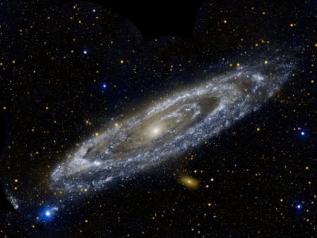 La galaxia de Andrómeda (M31), está a 2,5 millones de años luz de la Tierra.  Foto: NASA